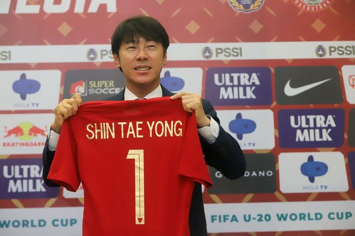 Masa Depan Timnas Indonesia Cerah, Pelatih Shin Tae-yong Wajib Dipertahankan