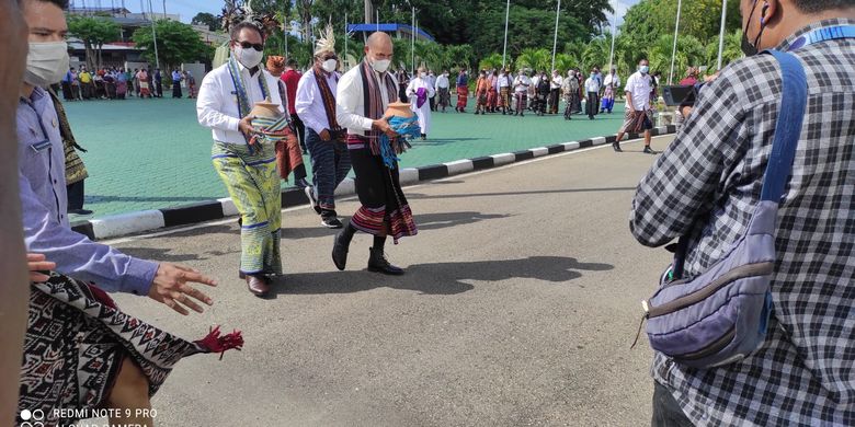 Gubernur NTT mengirim air dan tanah untuk ritual kendi IKN