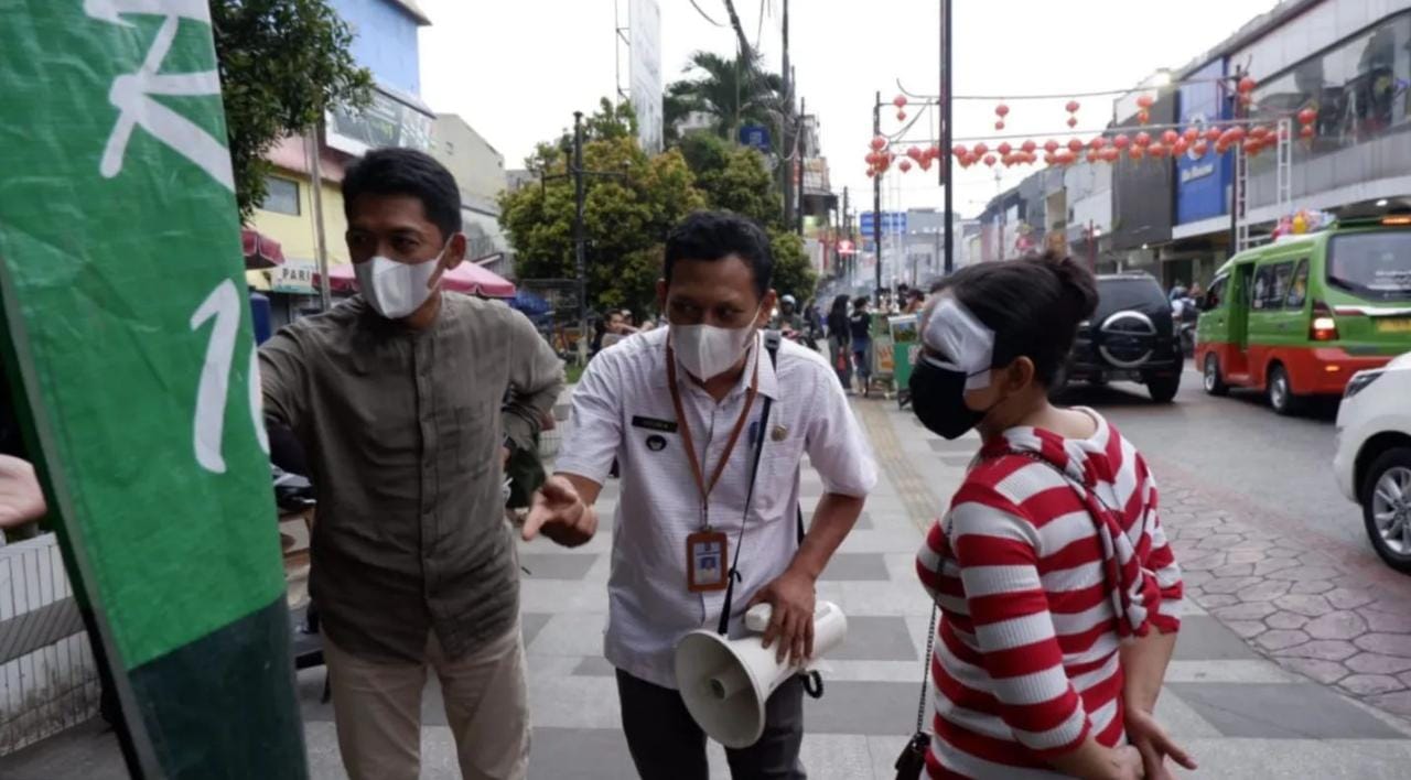 Vaksinasi di Babakan Pasar Dapat Minyak Goreng & Takjil Gratis