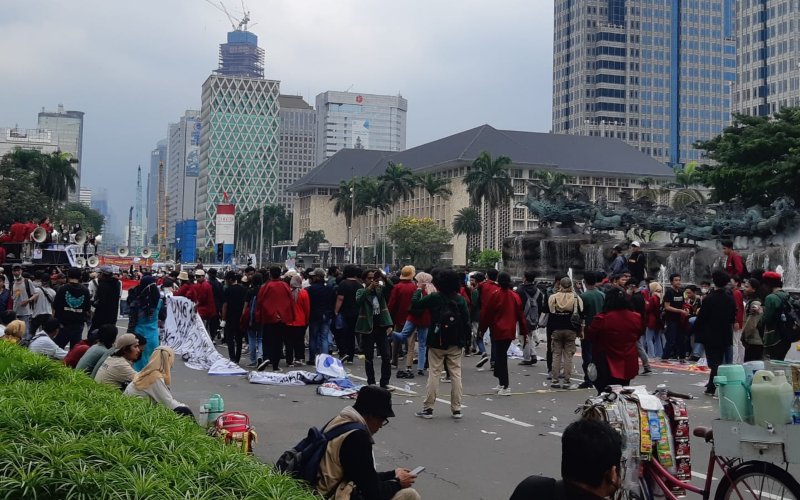 Jalan Merdeka Hingga Harmoni Ditutup, Imbas Ratusan Mahasiswa Berdemo