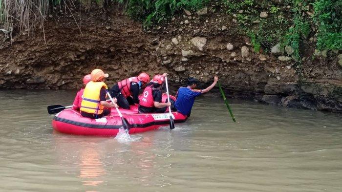 Sungai Cipelang Minta ‘Tumbal’, 3 Pelajar jadi Korban