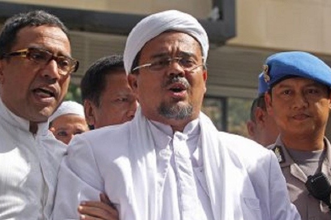 Rizieq Syihab Jadi Imam Salat Id di Rutan Bareskrim Polri