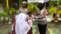 Kepolisian Resor Gorontalo Kota melalui Satuan Lalu Lintas (satlantas) terus memberikan imbauan kepada siswa sekolah dasar tentang pentingnya protokol kesehatan (prokes)