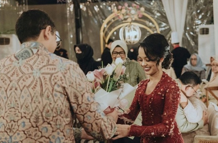 Putri Anies Baswedan Gelar Akad Nikah di Candi Bentar Ancol