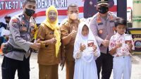 Polres Gorontalo Kota dan jajaran Polsek turut berpartisipasi dalam pelaksanaan gebyar Vaksinasi dalam rangka Hari kemerdekaan ke -77 yang dipusatkan di Mapolda Gorontalo, pada Selasa 9 Agustus 2022.