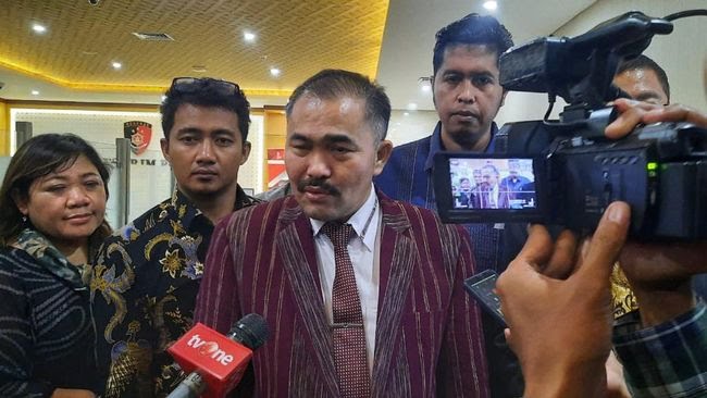 Pengacara keluarga Brigadir Yoshua, Kamaruddin Simanjuntak (Foto: Azhar/detikcom)