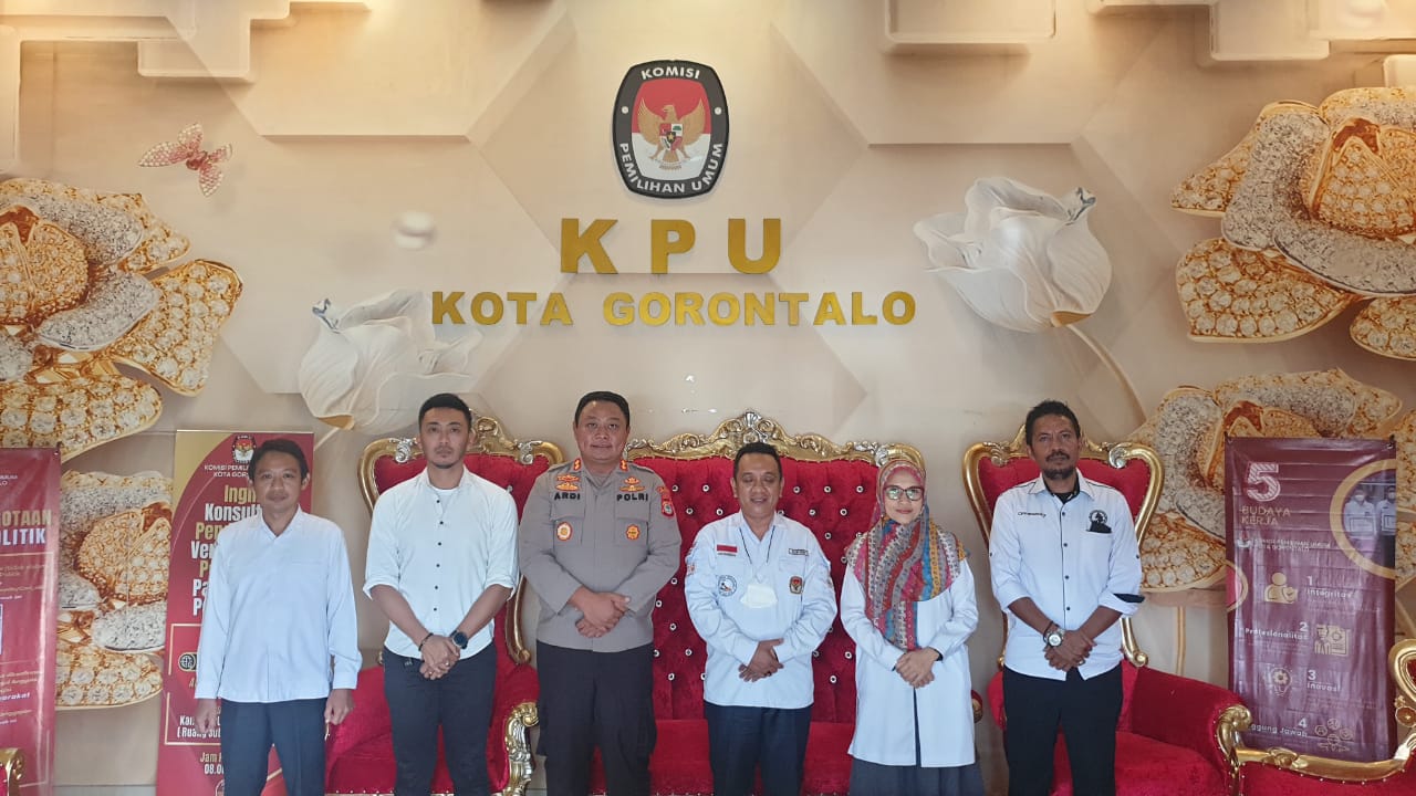 Kunjungi KPU, Kapolresta Gorontalo Kota Tingkatkan Hubungan Kemitraan