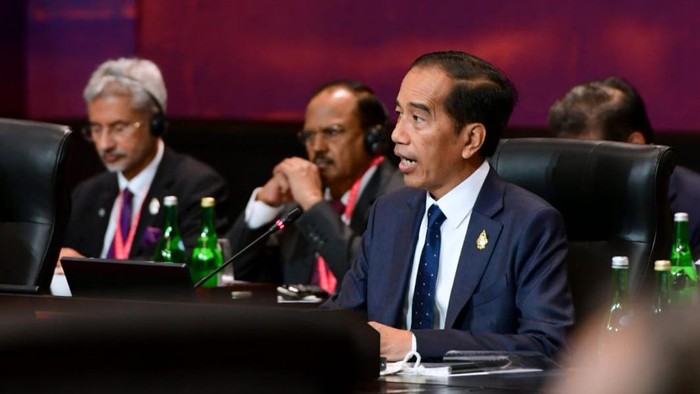 Presiden Jokowi ingin Indonesia Menjadi Bagian dalam Rantai Pasok Kesehatan Global