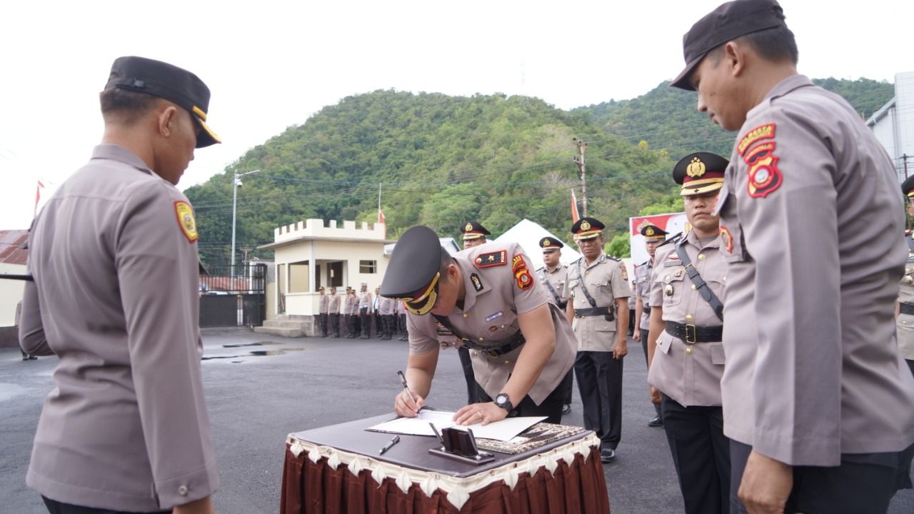 Rotasi Enam Pejabat Polresta Gorontalo: Semua Sama, Pelayan Masyarakat