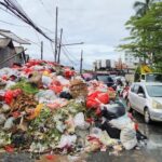 Gunungan Sampah di Tangsel, Wali Kota Imbau Warga Tahan Buang Limbah Sementara
