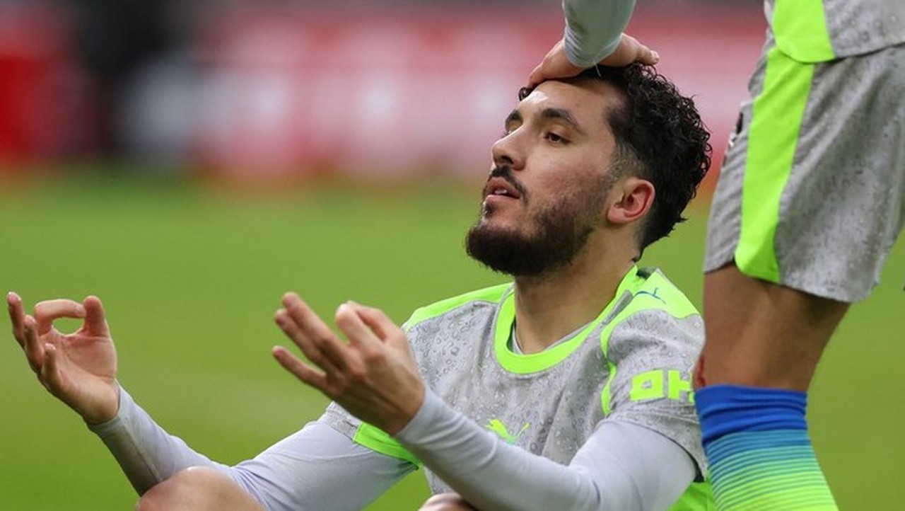 Rayan Cherki Pimpin Manchester City Raih Kemenangan Dramatis di Kandang Nottingham Forest