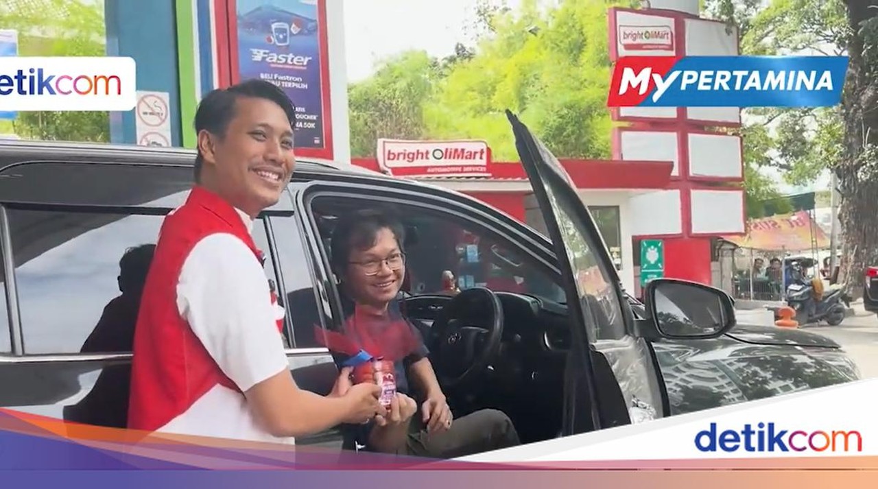Pertamina Sumbagut Rayakan Natal dengan Bagikan Hampers UMKM Lokal di 25 SPBU Sumut