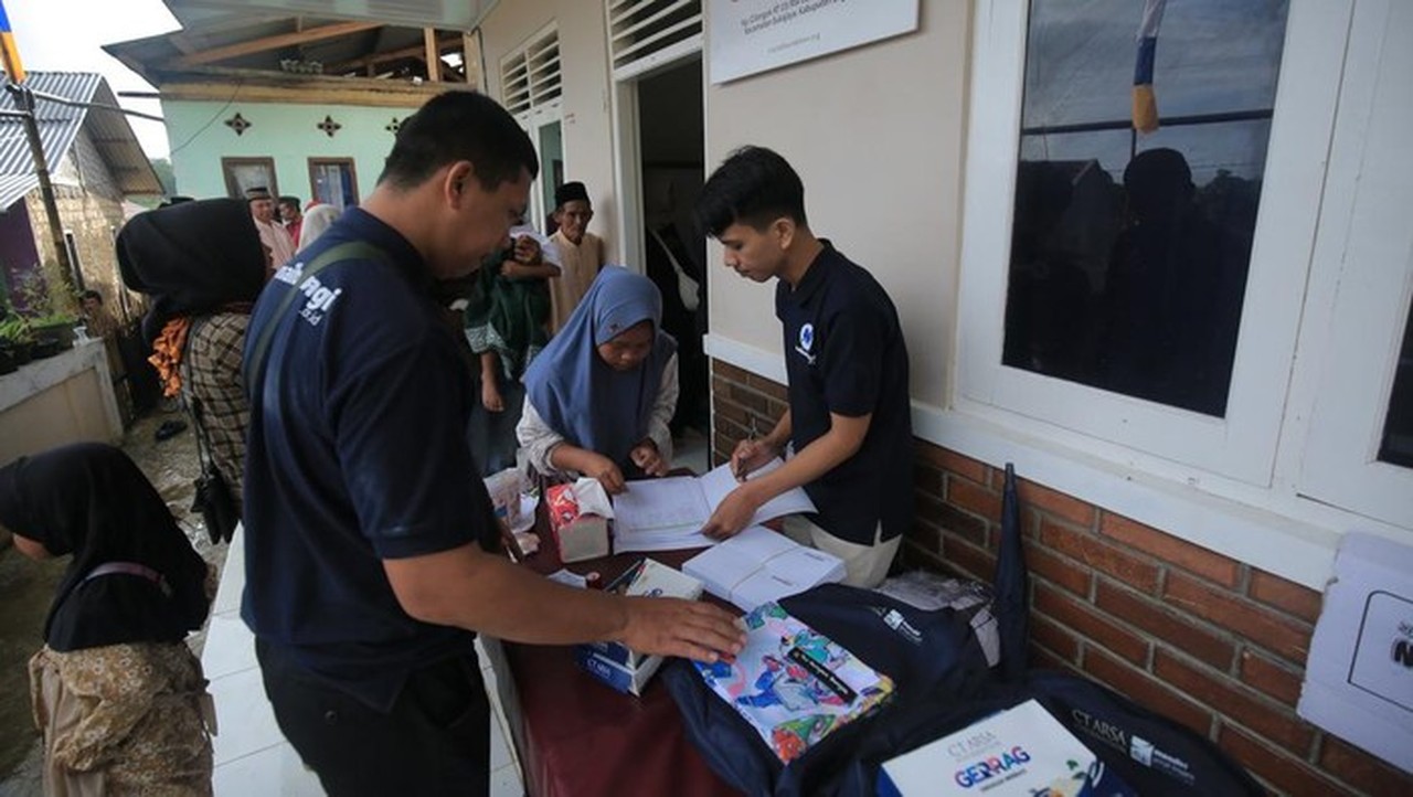 CT ARSA Foundation Gelar Khitanan Massal Gratis untuk 87 Anak Yatim Dhuafa di Bekasi