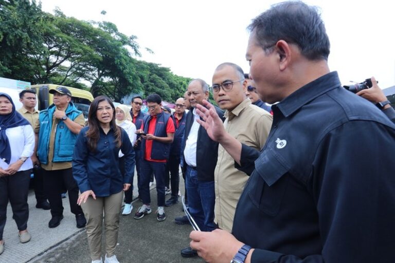 Menkomdigi Meutya Hafid: Gotong Royong Pulihkan Aceh Tamiang Pasca Banjir
