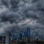 BMKG: Puncak Musim Hujan Tiba Bersamaan Natal 2025 dan Tahun Baru 2026, Waspada Cuaca Ekstrem