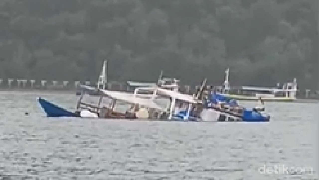Kapal Pinisi Dewi Anjani Tenggelam di Labuan Bajo Akibat ABK Terlelap Tanpa Pompa Air