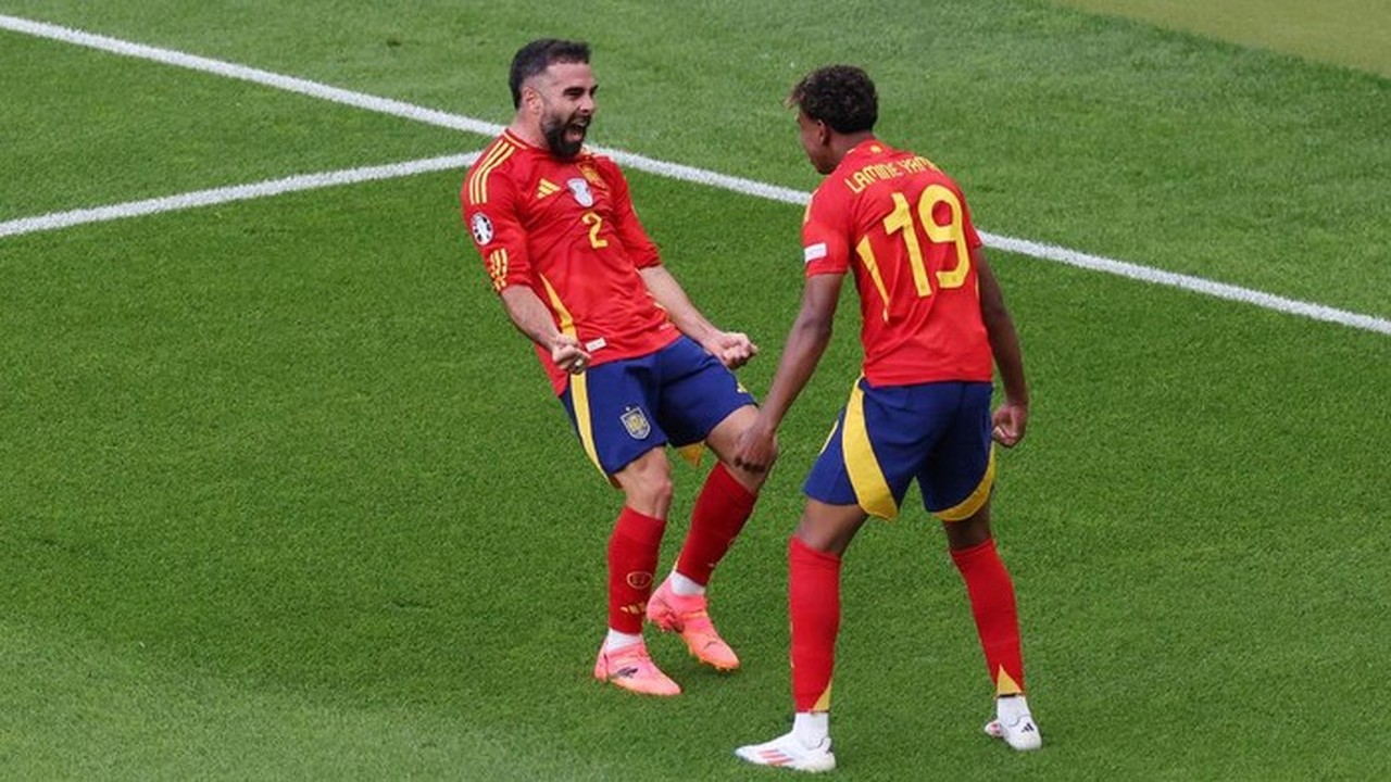 Raul Gonzalez: Lamine Yamal Butuh Dukungan Senior untuk Bersinar di Timnas Spanyol Raul Gonzalez: Lamine Yamal Butuh Dukungan Senior untuk Bersinar di Timnas Spanyol