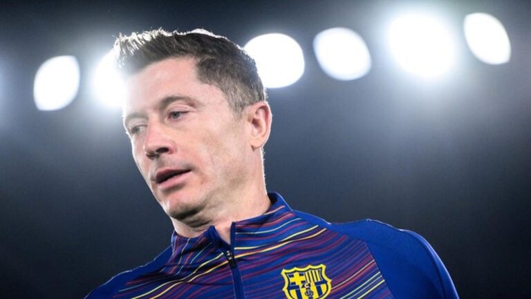 Robert Lewandowski Ungkap Barcelona Pernah Minta Tak Cetak Gol Demi Hemat Uang