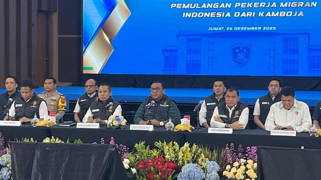Polri Pulangkan 9 WNI Korban TPPO Kamboja yang Tergiur Gaji Besar
