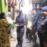 Brimob Polda Metro Jaya Salurkan 625 Kg Beras untuk Warga Kebon Sirih, Jakarta Pusat