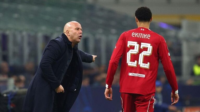 Arne Slot Ungkap Kunci Kebangkitan Hugo Ekitike di Liverpool: Kerja Keras dan Motivasi